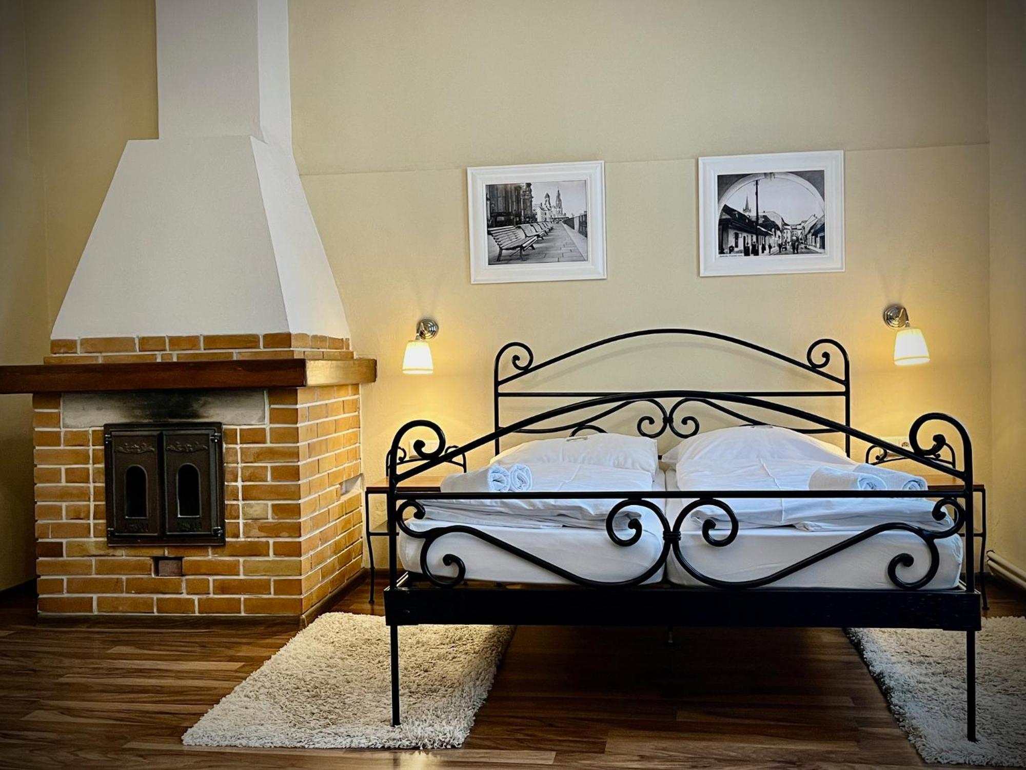 Antonio Old Town Residence Presov Exterior photo